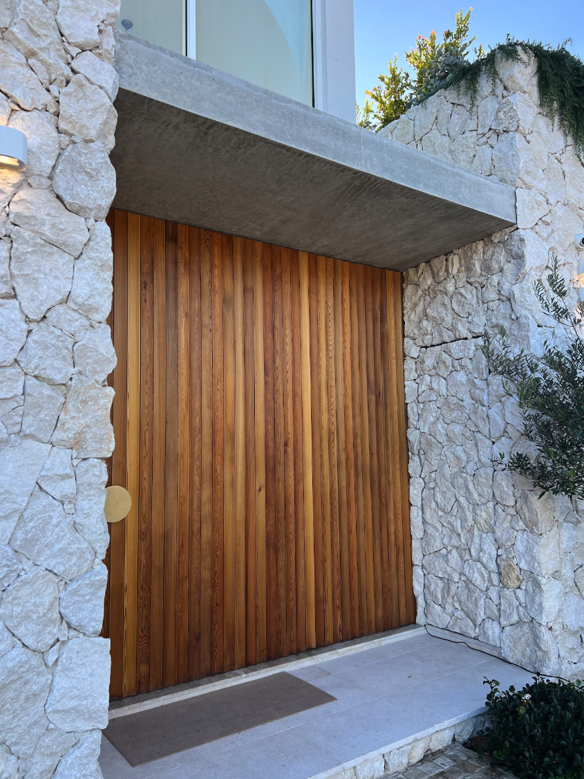 Traditional Wood Cladding Front View